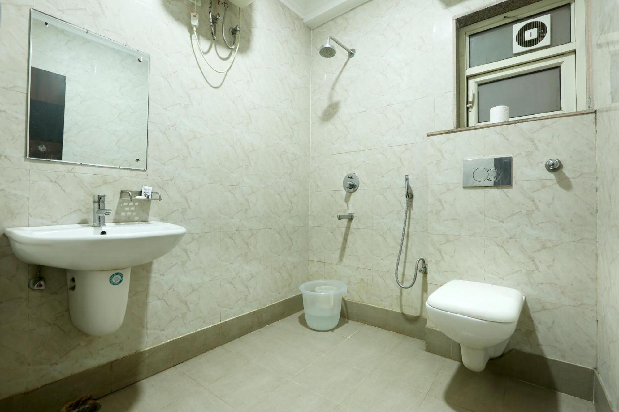 Hotel Skywood At Airport New Delhi Buitenkant foto